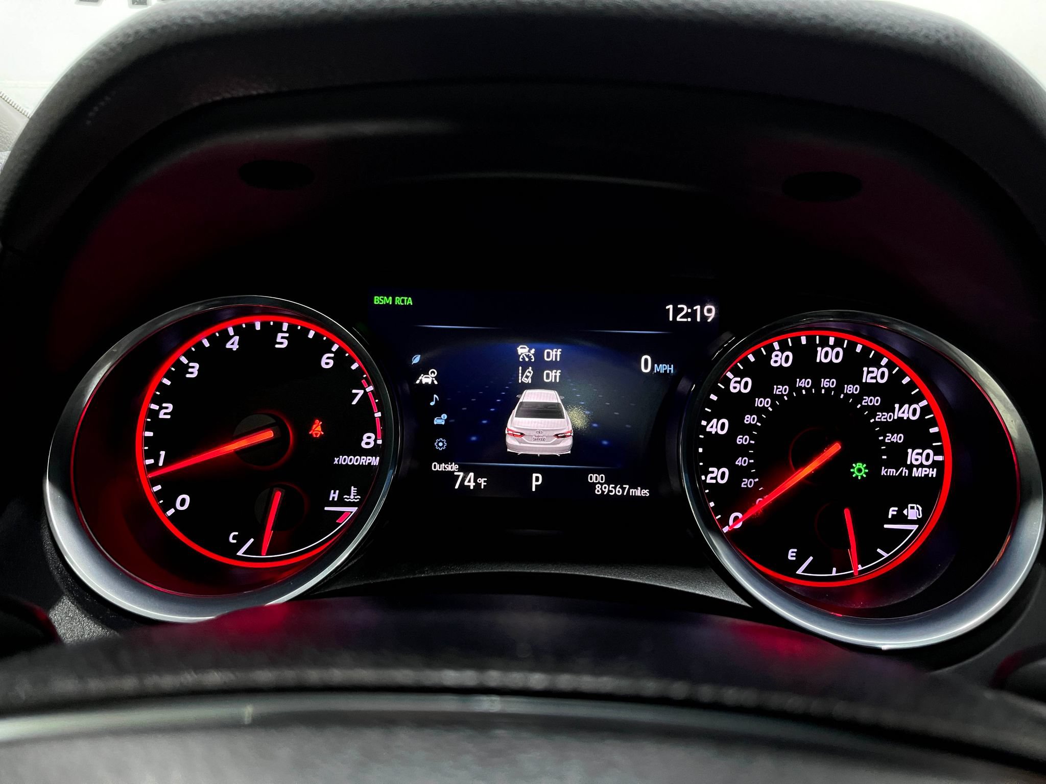 Used 2020 Toyota Camry XSE FWD image 22