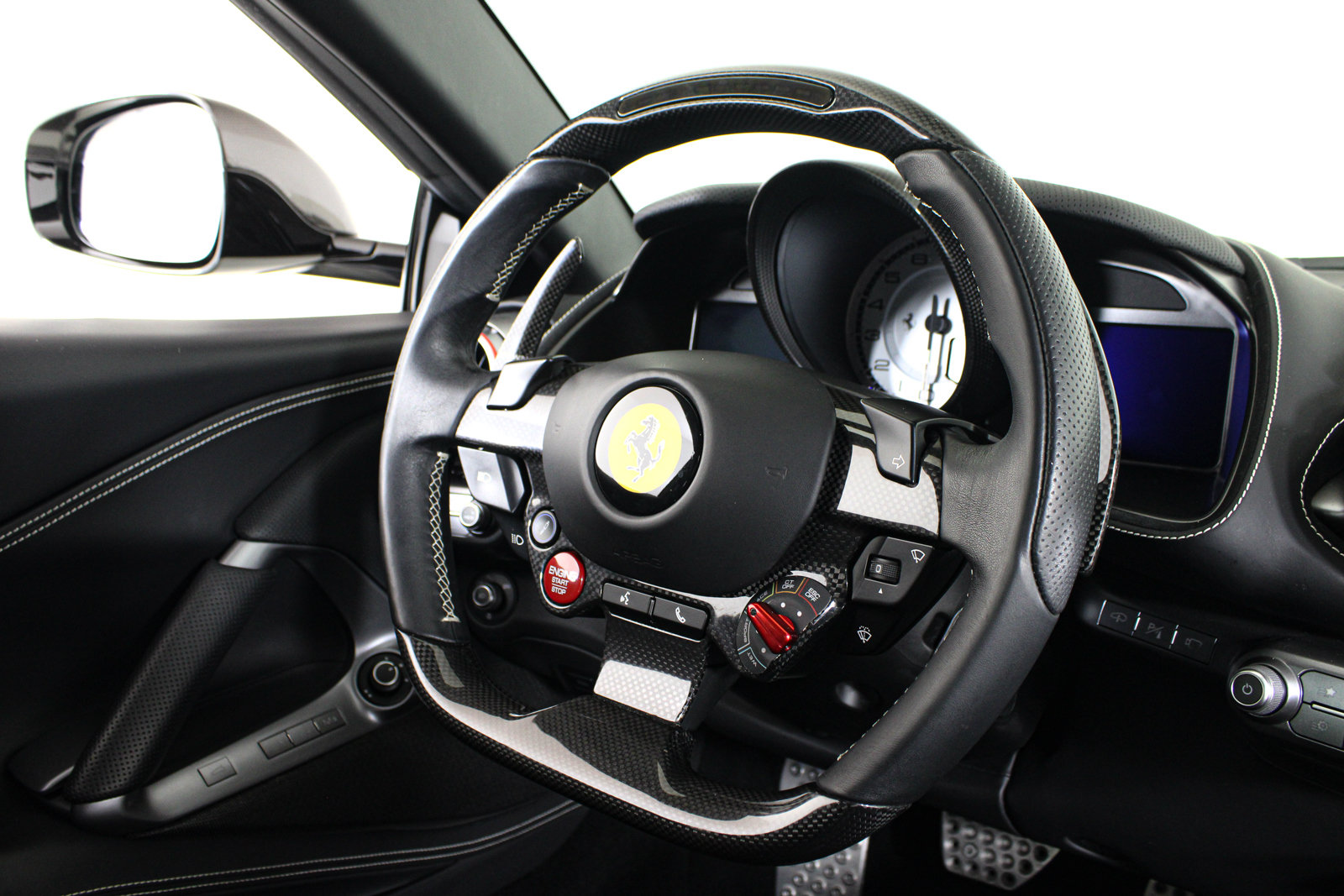 Used 2019 Ferrari 812 Superfast RWD image 41