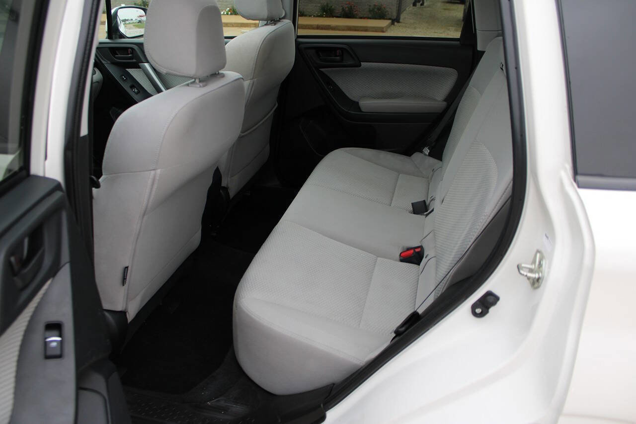 Used 2018 Subaru Forester 2.5i Premium image 9