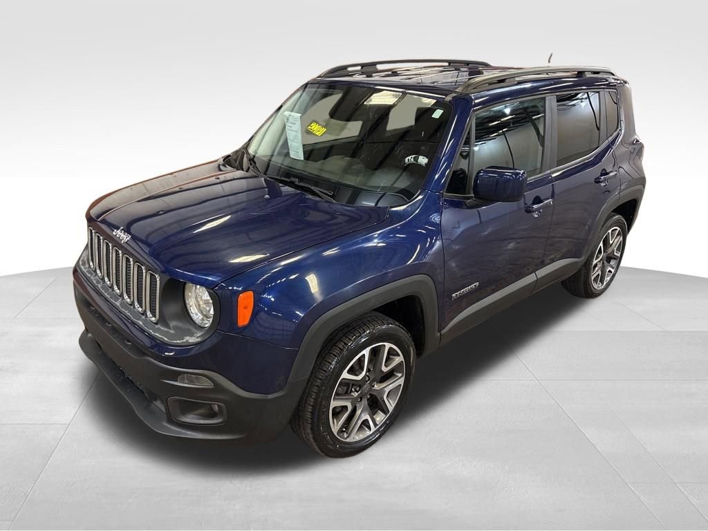 Used 2017 Jeep Renegade Latitude w/ Cold Weather Group image 9