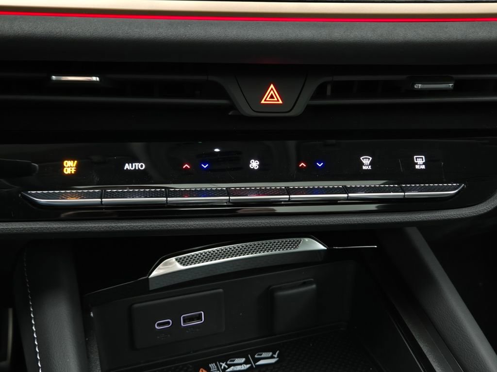 New 2025 Buick Envision Sport Touring image 29