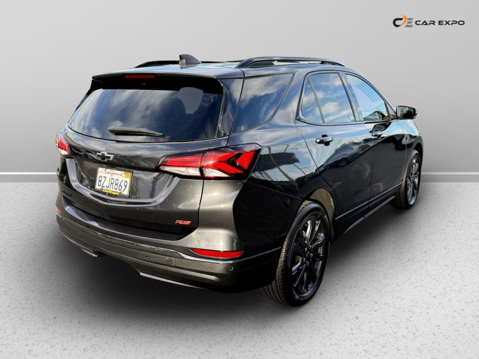 Used 2022 Chevrolet Equinox RS w/ RS Leather Package image 7