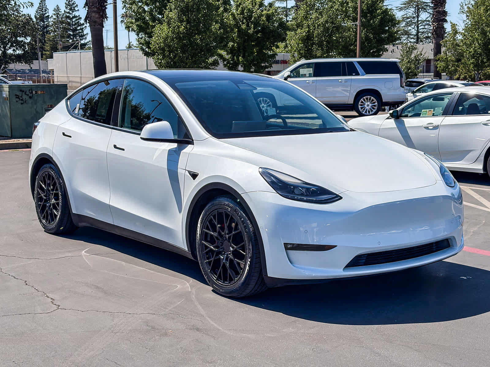 Used 2022 Tesla Model Y Performance AWD/4WD image 5