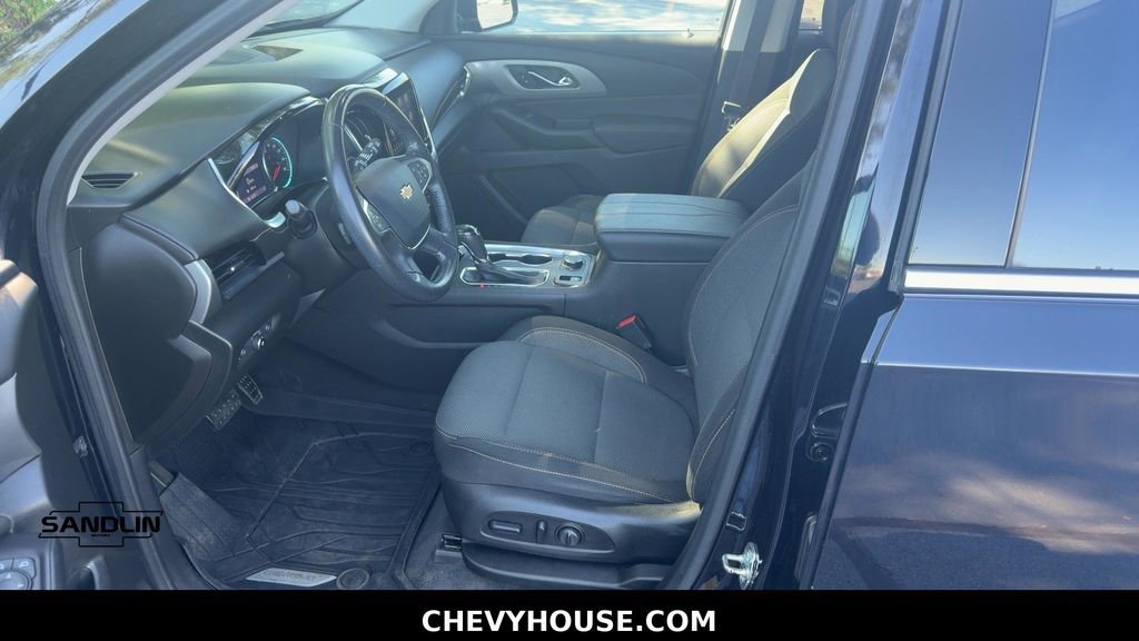 Used 2020 Chevrolet Traverse LT FWD image 11