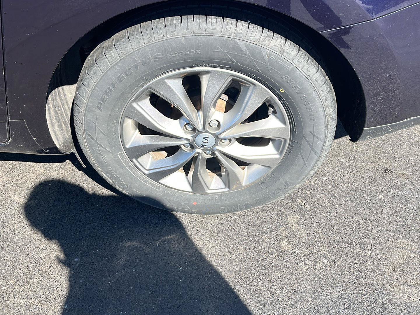 Used 2019 Kia Sedona LX FWD image 35