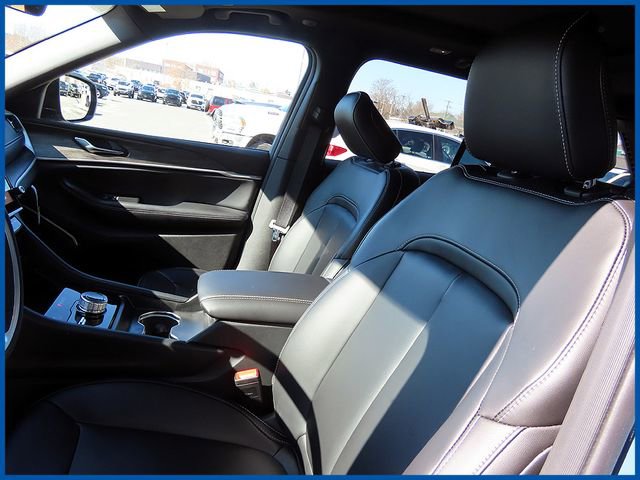 New 2026 Jeep Grand Cherokee Limited image 13