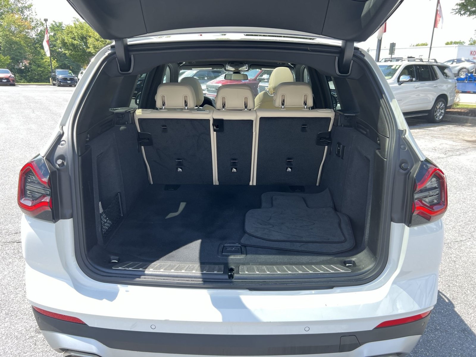 Used 2024 BMW X3 xDrive30i w/ Convenience Package AWD/4WD image 26