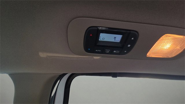 Used 2018 Honda Odyssey EX-L image 21