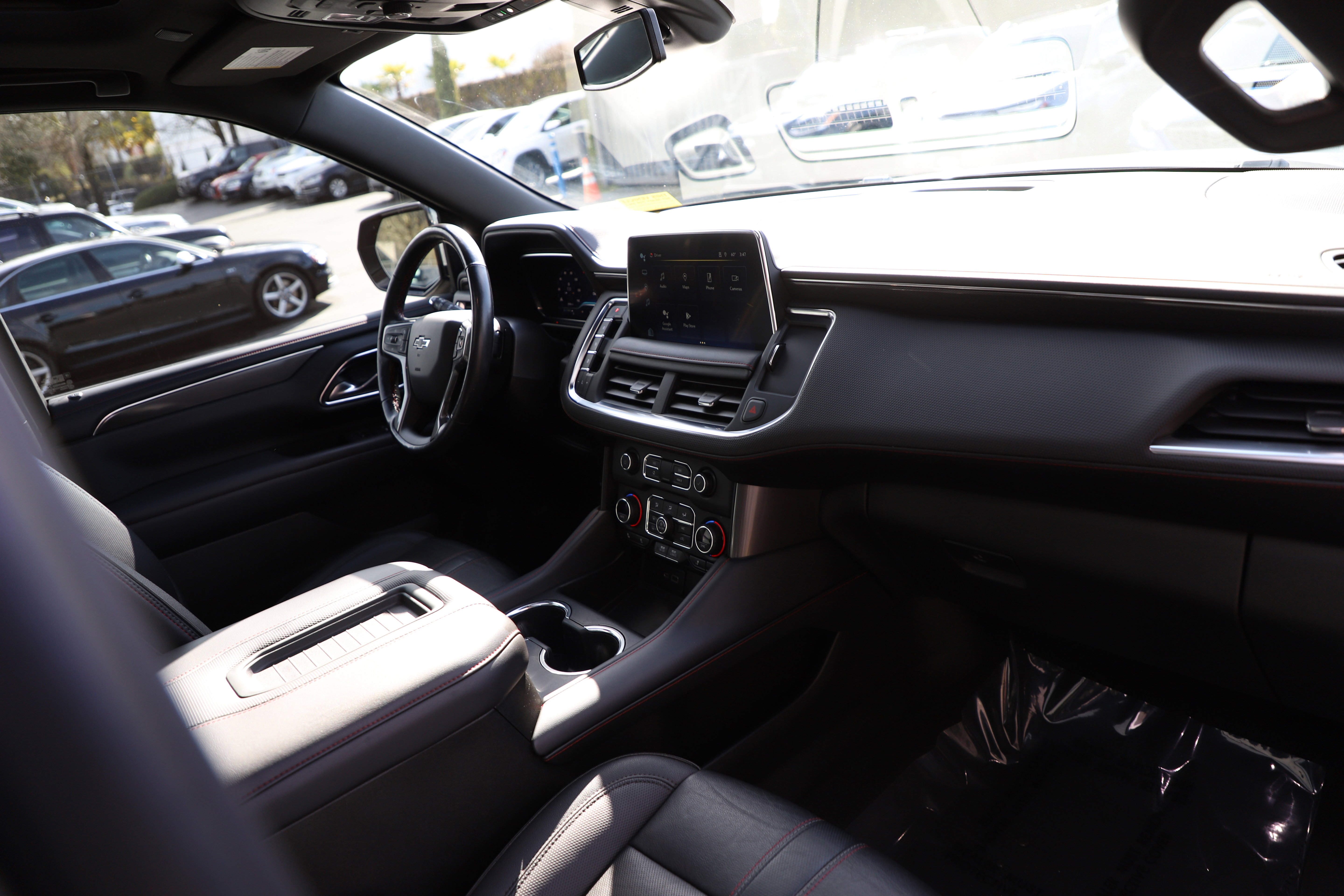 Used 2022 Chevrolet Suburban RST w/ Luxury Package image 8