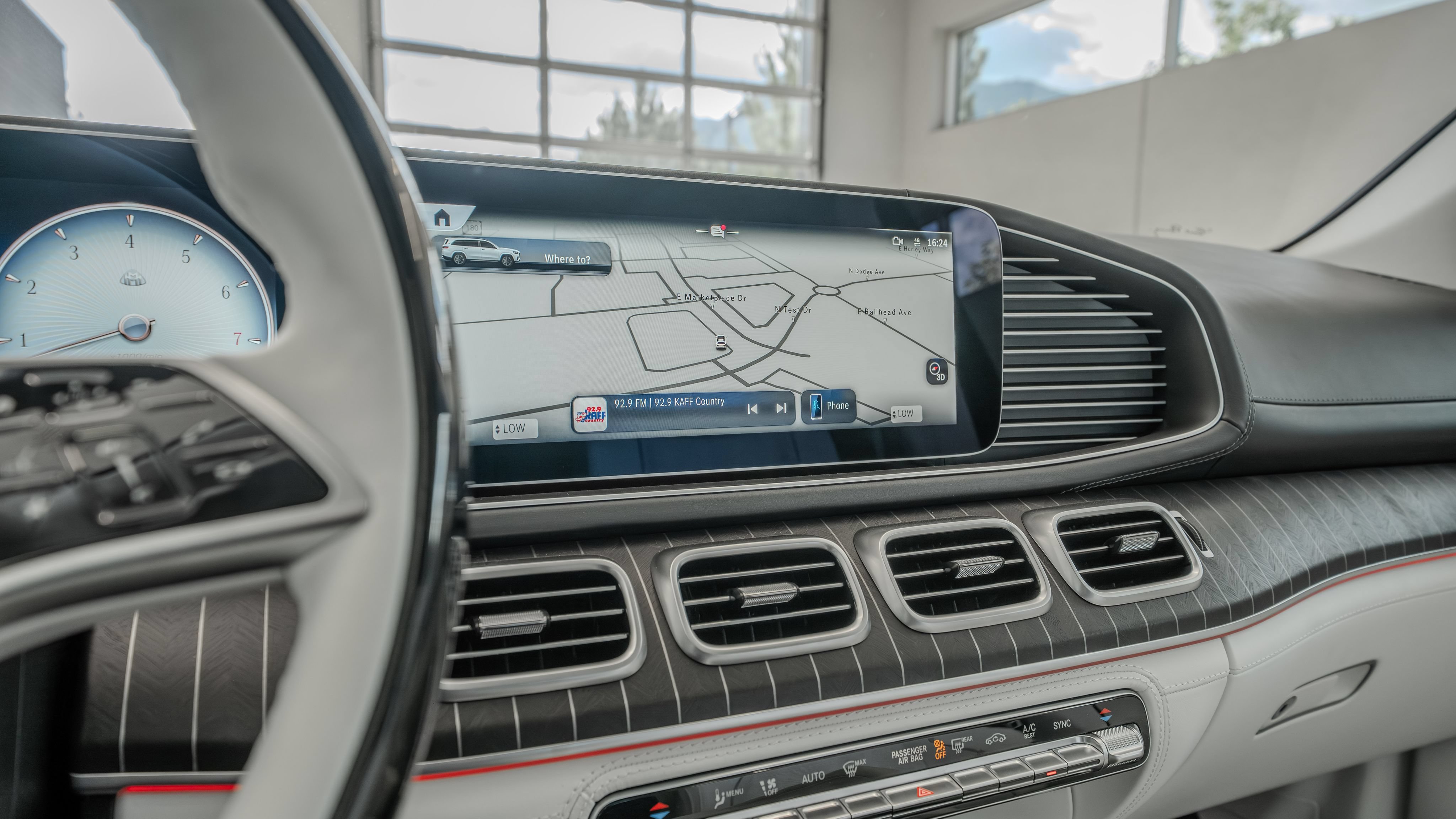 New 2026 Mercedes-Benz Maybach GLS 600 4MATIC image 35