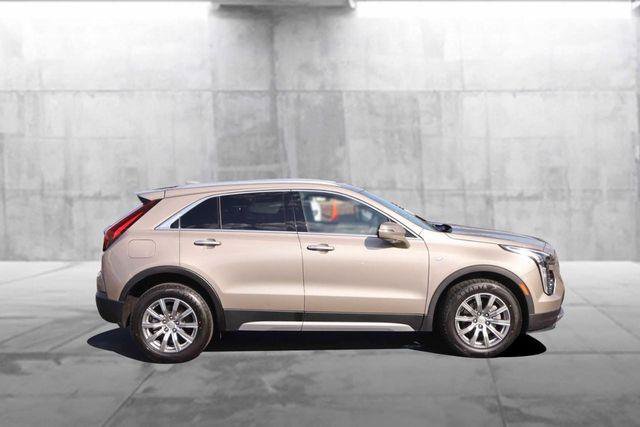 Used 2023 Cadillac XT4 Premium Luxury AWD/4WD image 5