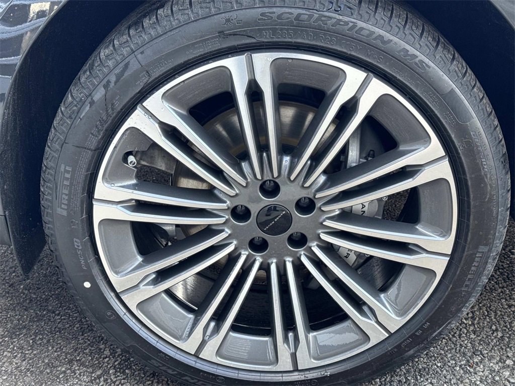 New 2026 Land Rover Range Rover Sport SE image 10