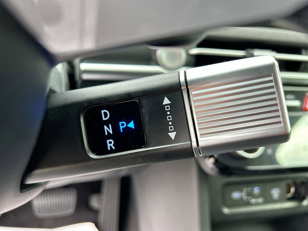 New 2026 Hyundai Tucson Limited image 30