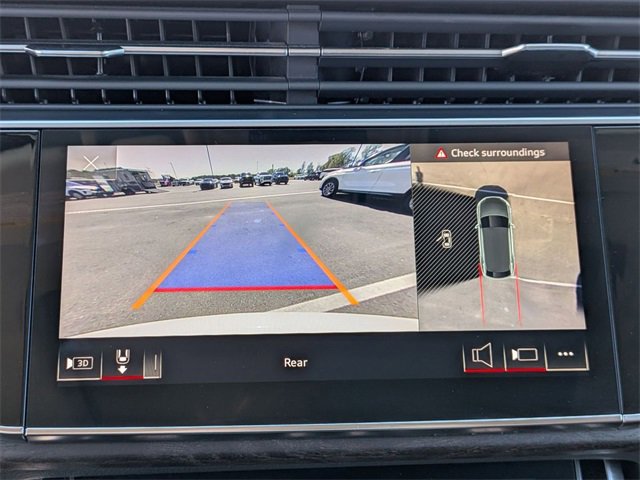 Used 2022 Audi Q8 Premium Plus w/ Premium Plus Package image 26