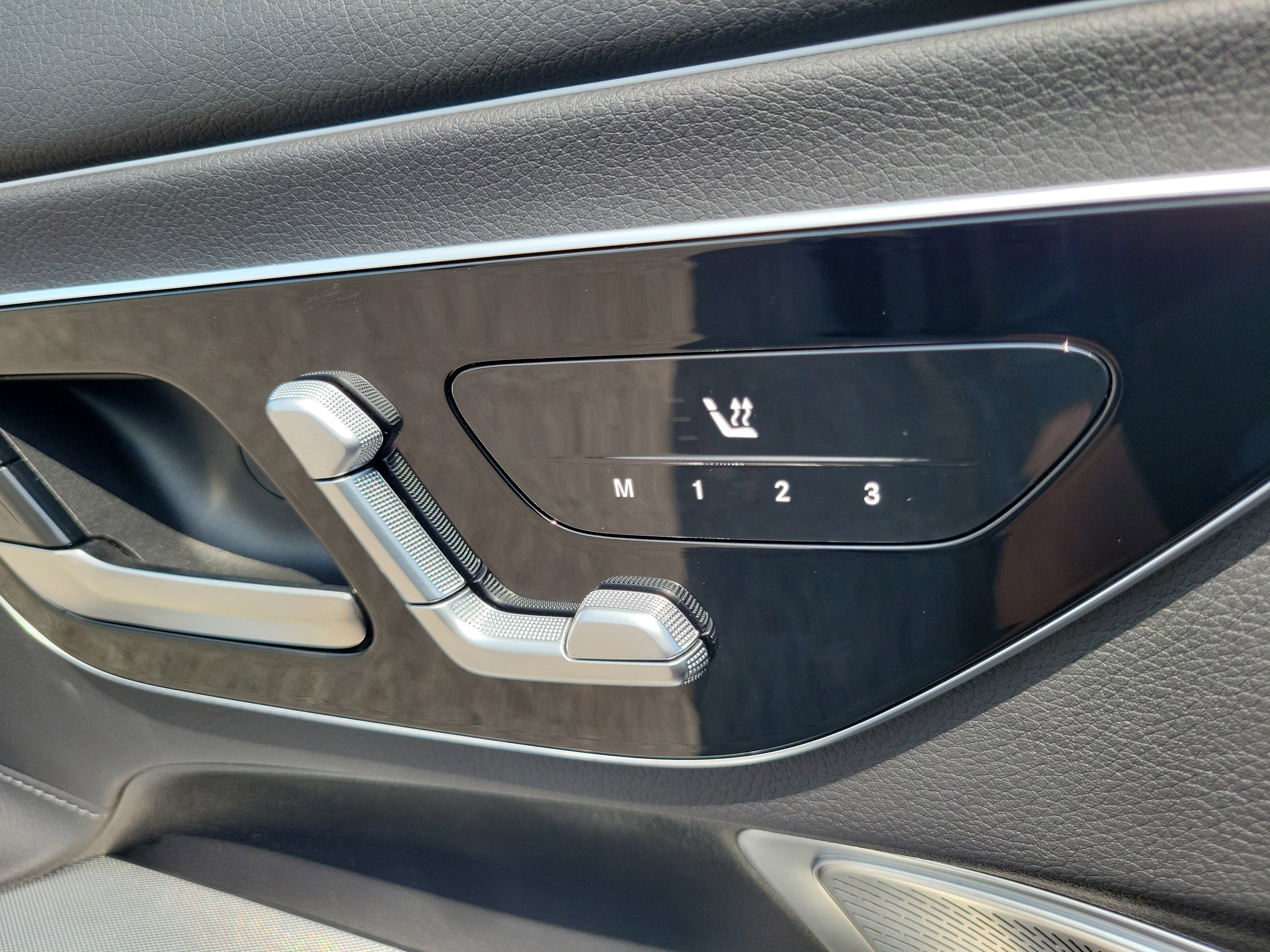 Certified 2026 Mercedes-Benz CLE 300 4MATIC Coupe image 7