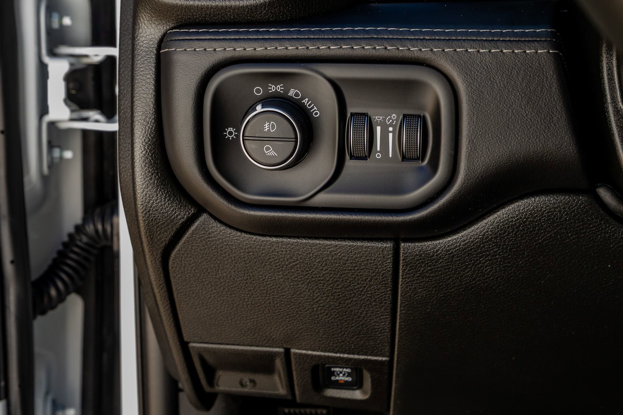 Used 2025 RAM 3500 Limited image 21