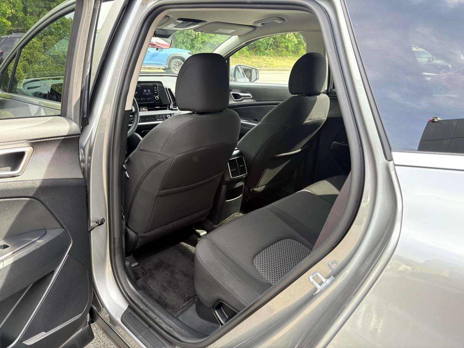Certified 2023 Kia Sportage LX AWD/4WD image 27