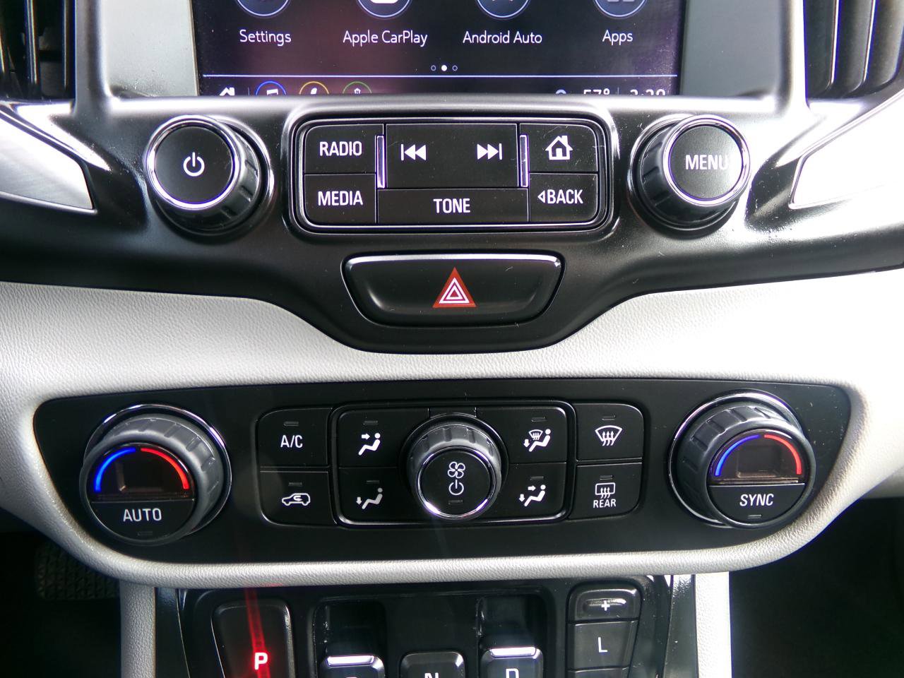 Used 2018 GMC Terrain SLT AWD/4WD image 22