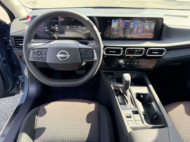New 2027 Nissan Sentra SR w/ Floor Mat Package FWD image 17