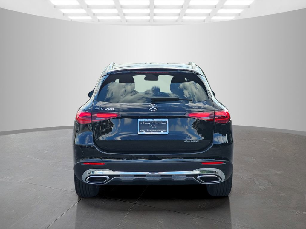 Used 2026 Mercedes-Benz GLC 300 image 5