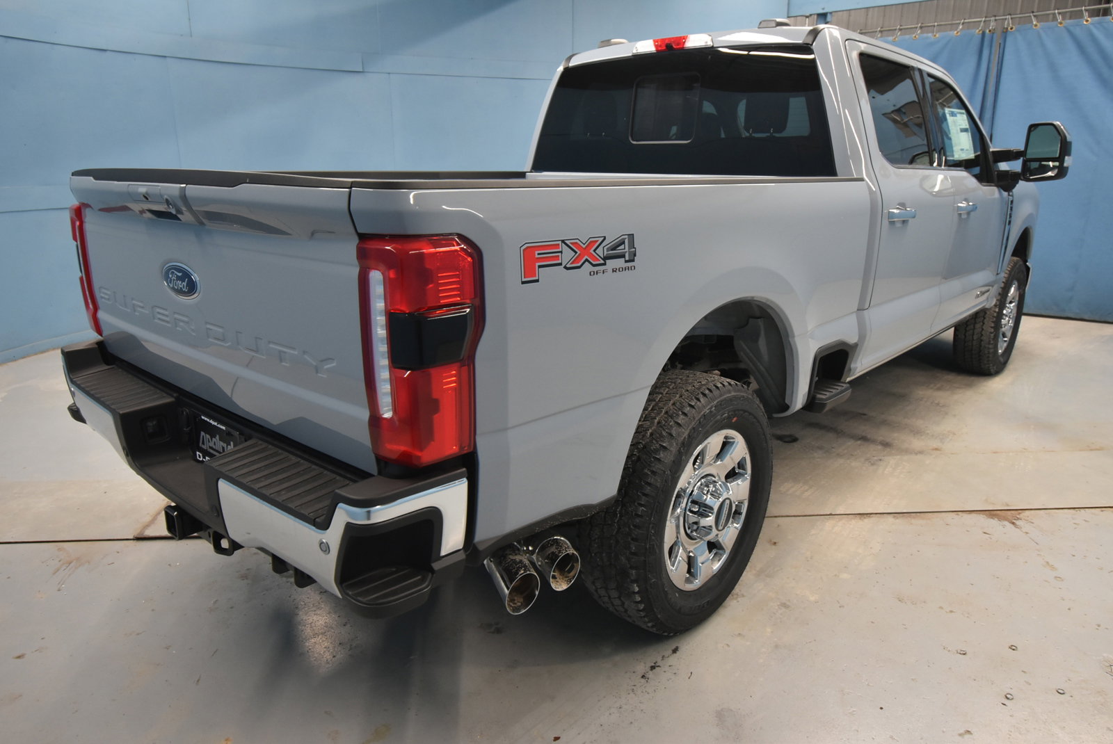 New 2025 Ford F350 Lariat w/ Lariat Ultimate Package image 28