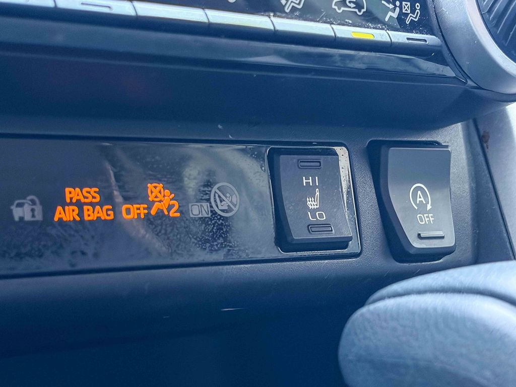 Used 2023 Toyota RAV4 XLE w/ Convenience Package AWD/4WD image 31