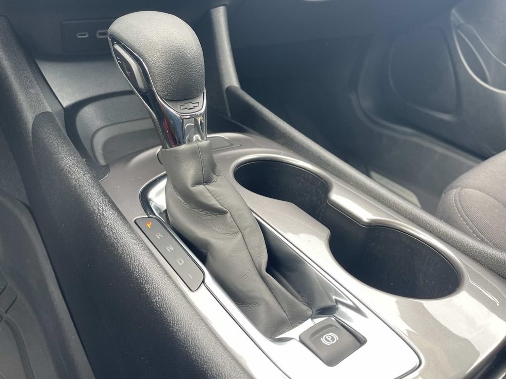 Used 2023 Chevrolet Malibu LS FWD image 22