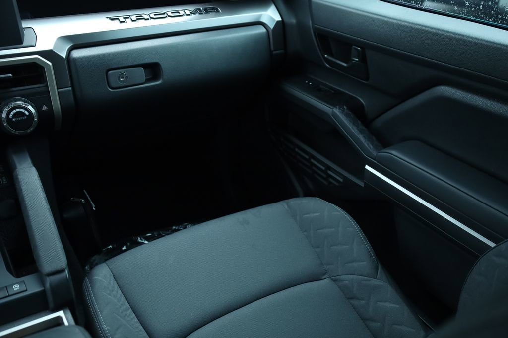 Used 2025 Toyota Tacoma SR5 image 20