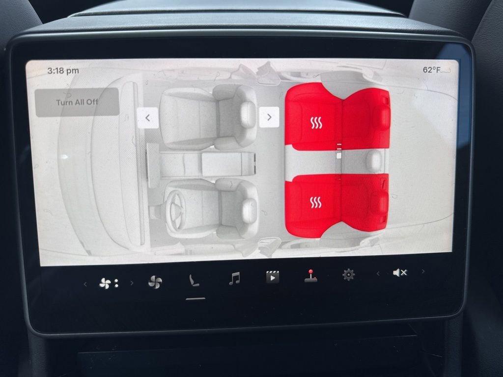 Used 2024 Tesla Model 3 Standard Range RWD image 14