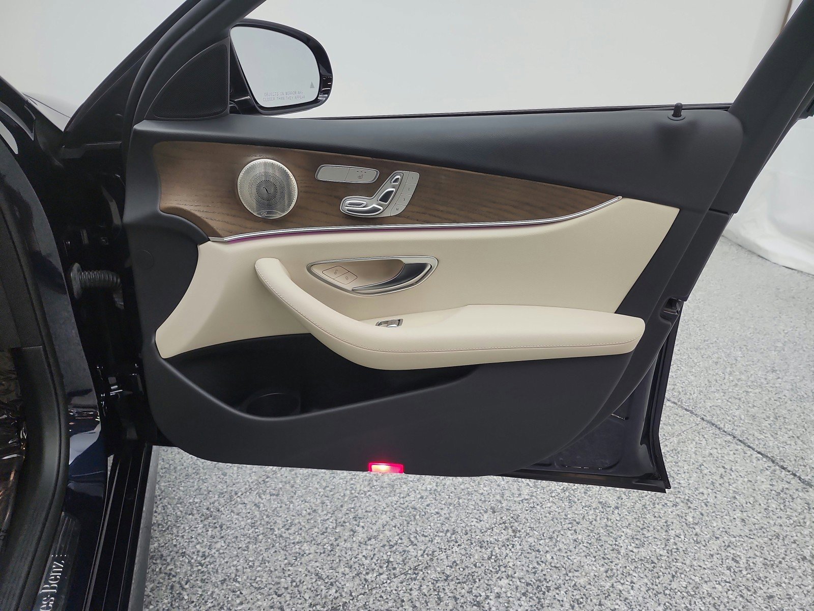 Used 2022 Mercedes-Benz E 350 Sedan image 22