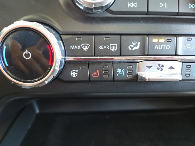 Used 2023 Ford F250 Lariat w/ Lariat Ultimate Package AWD/4WD image 9