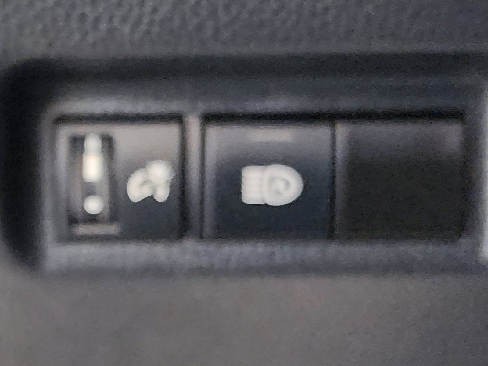 Used 2024 Toyota RAV4 XLE FWD image 18
