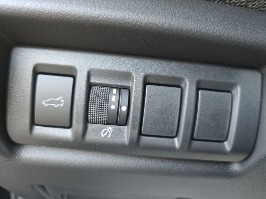 Used 2026 Subaru Outback Premium w/ Premium/Limited Package 2 AWD/4WD image 22