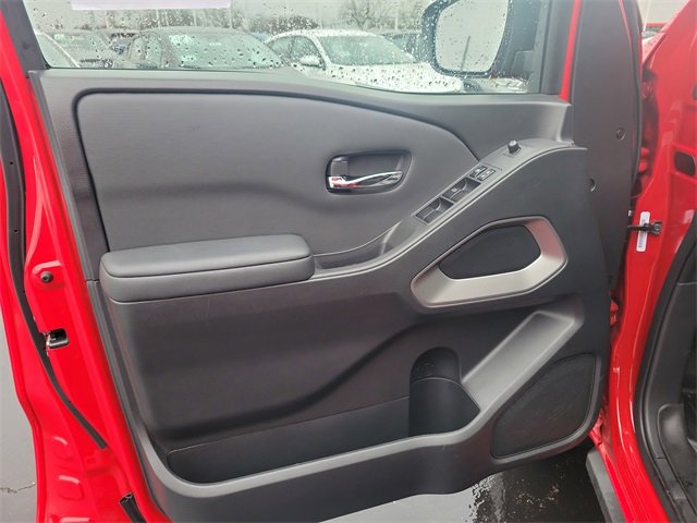 Certified 2024 Nissan Frontier SV w/ Hardbody Edition image 21