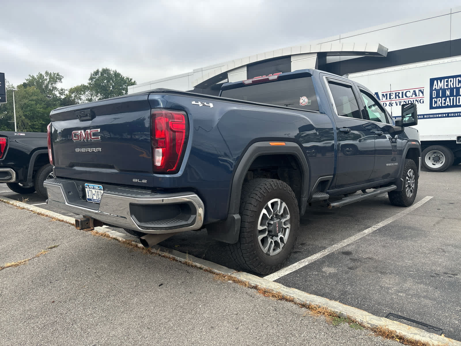 Used 2021 GMC Sierra 2500 SLE AWD/4WD image 5