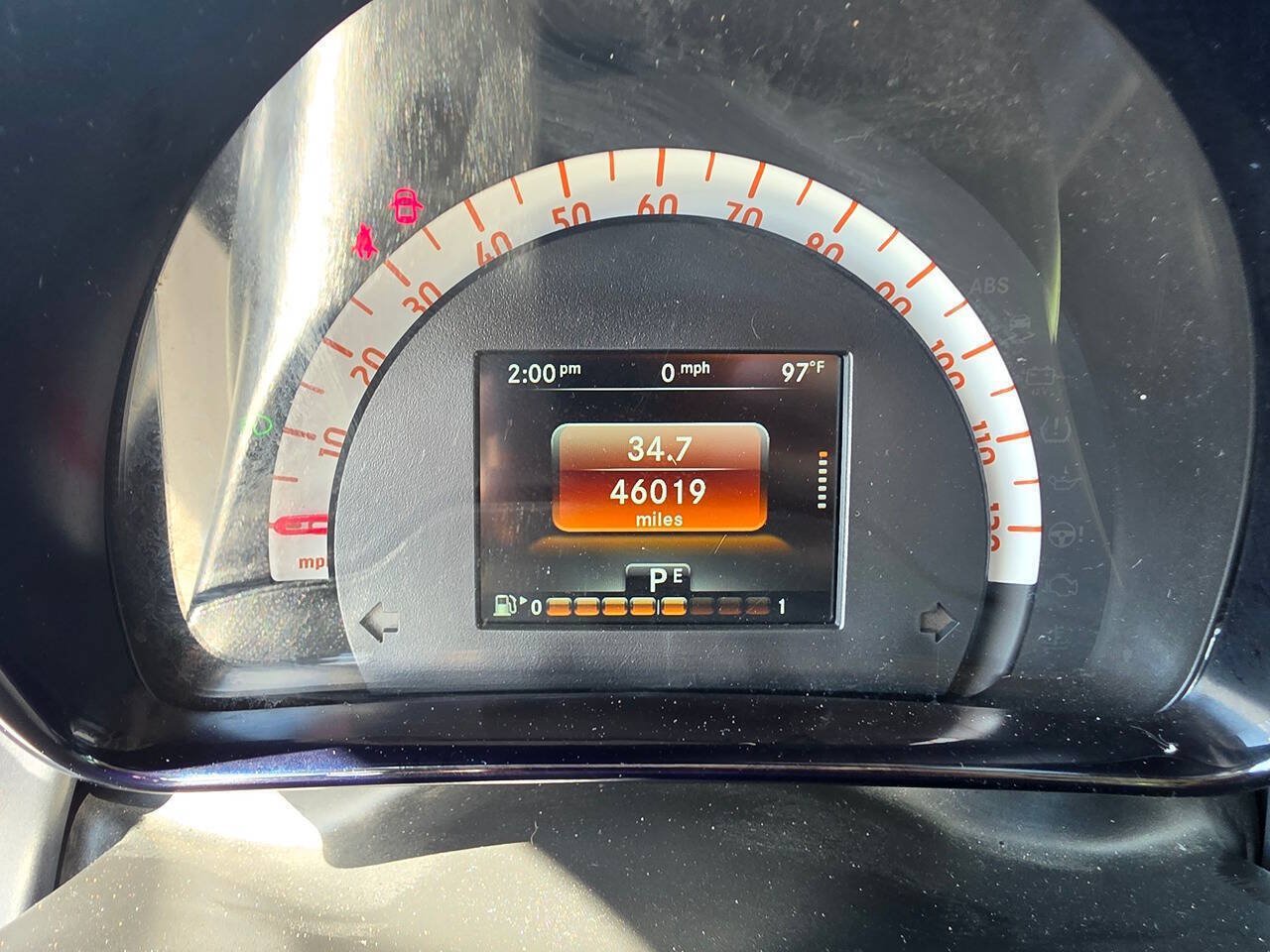 Used 2016 smart fortwo passion w/ Sport Package RWD image 40