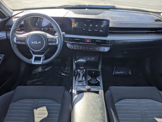 Used 2025 Kia K5 LXS image 16