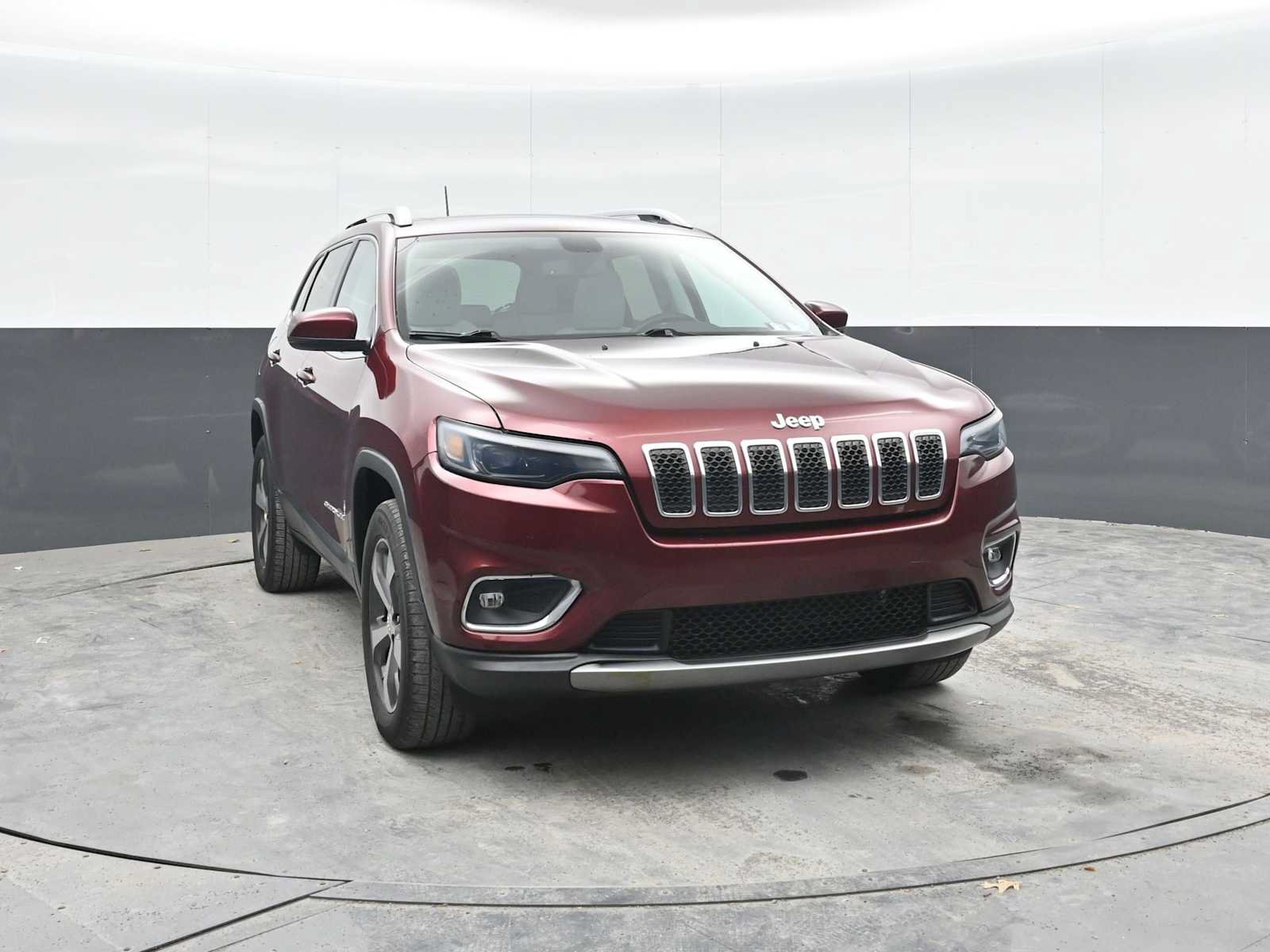 Used 2019 Jeep Cherokee Limited AWD/4WD image 6