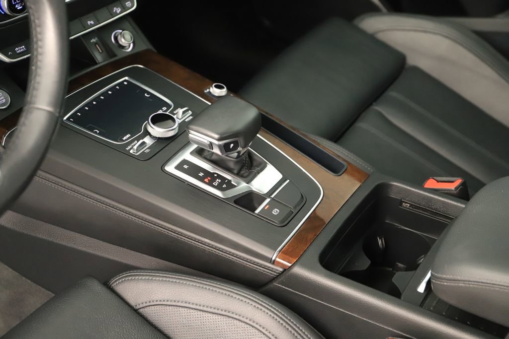 Used 2019 Audi Q5 2.0T Premium Plus image 17