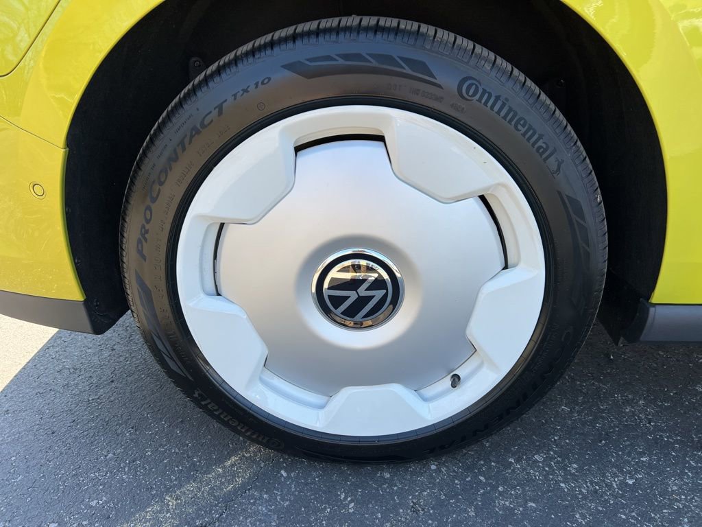 New 2025 Volkswagen ID. Buzz 1st Edition image 7