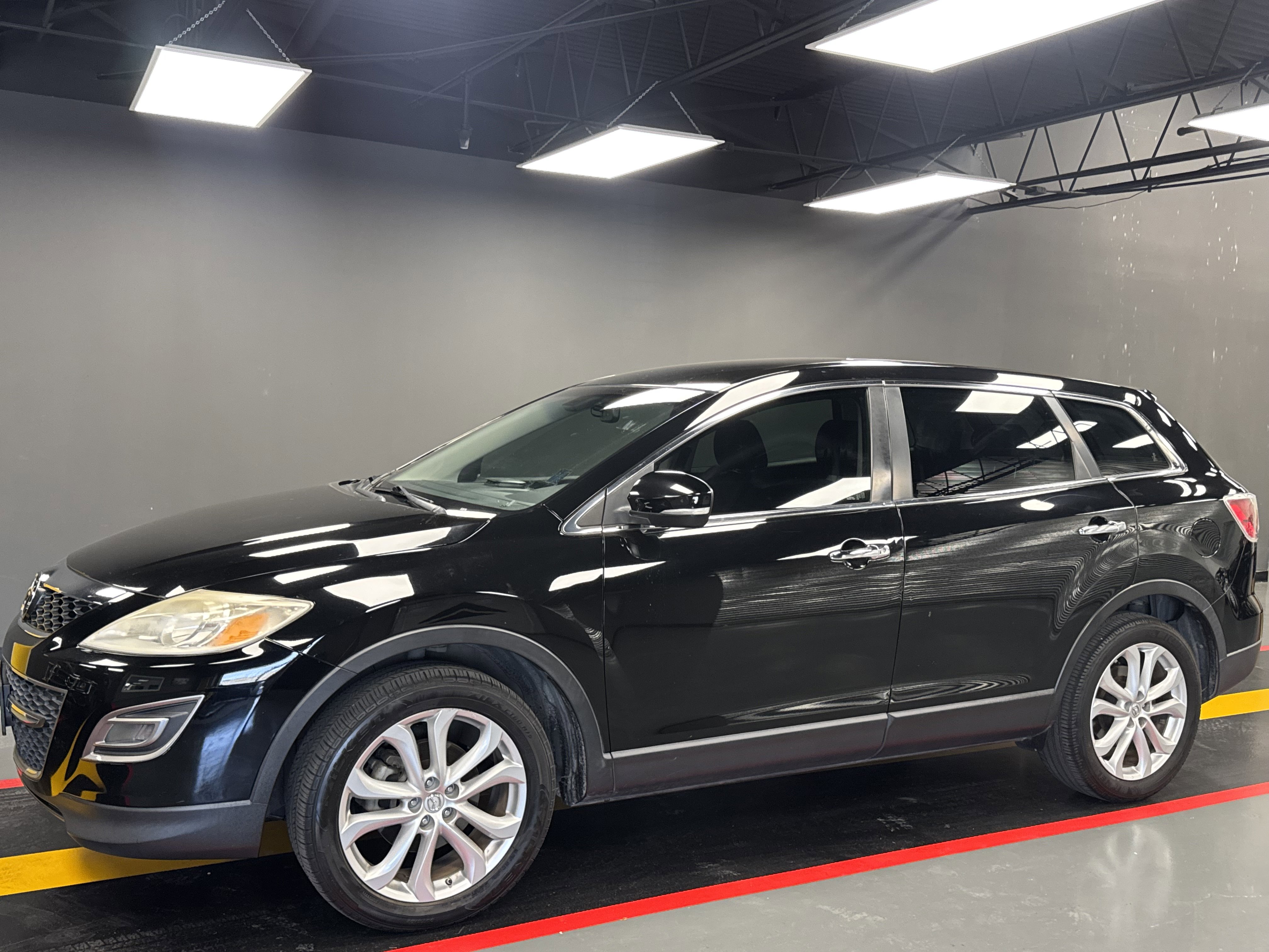 Used 2011 MAZDA CX-9 Grand Touring image 2