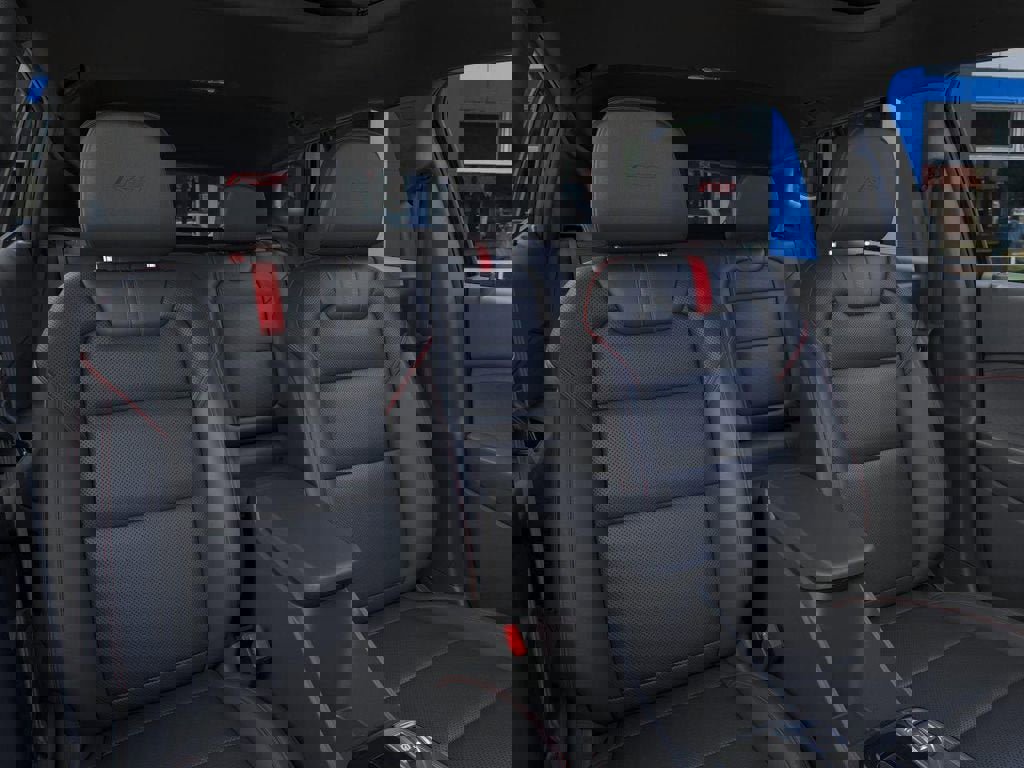 New 2025 Chevrolet Trax RS w/ Sunroof Package image 16