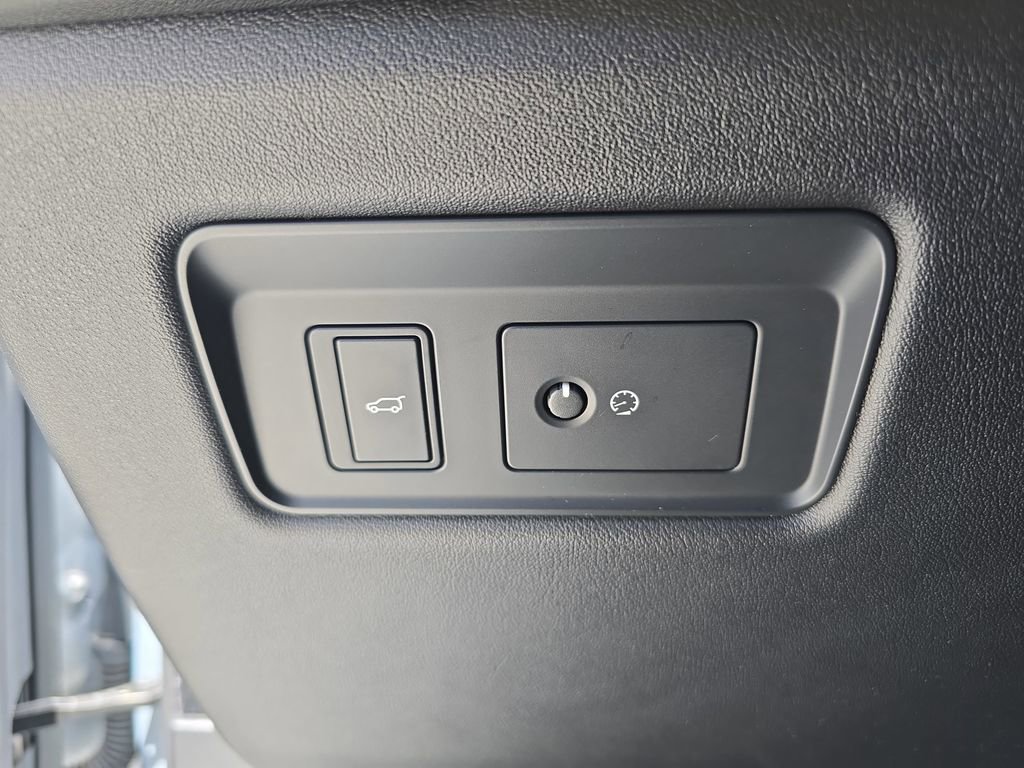 Certified 2021 Land Rover Range Rover Sport HSE Silver Edition image 29