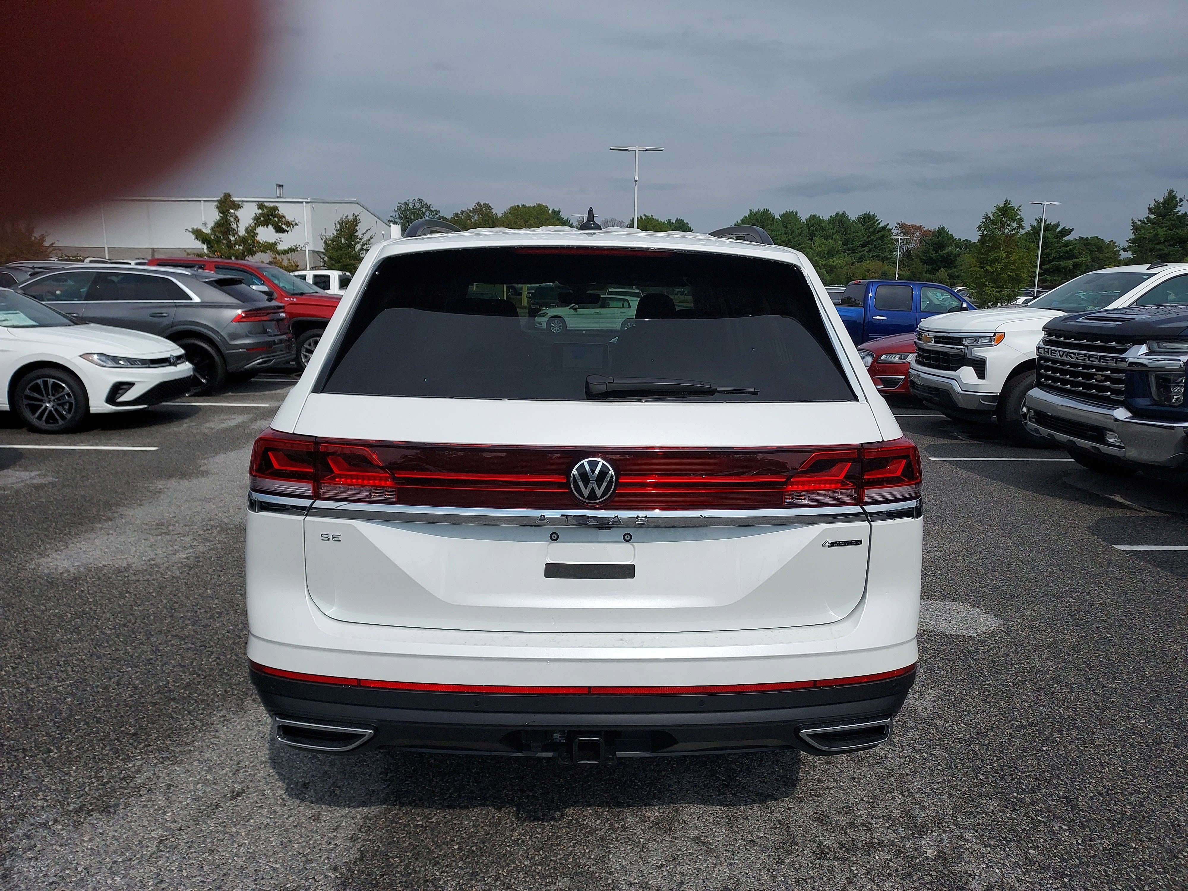 New 2026 Volkswagen Atlas SE image 6