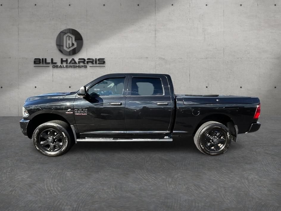 Used 2017 RAM 2500 SLT w/ Black Appearance Group AWD/4WD image 8