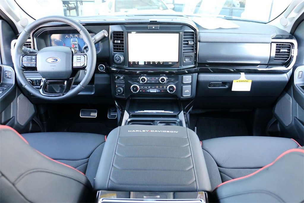 New 2026 Ford F250 Lariat w/ Black Appearance Package image 29