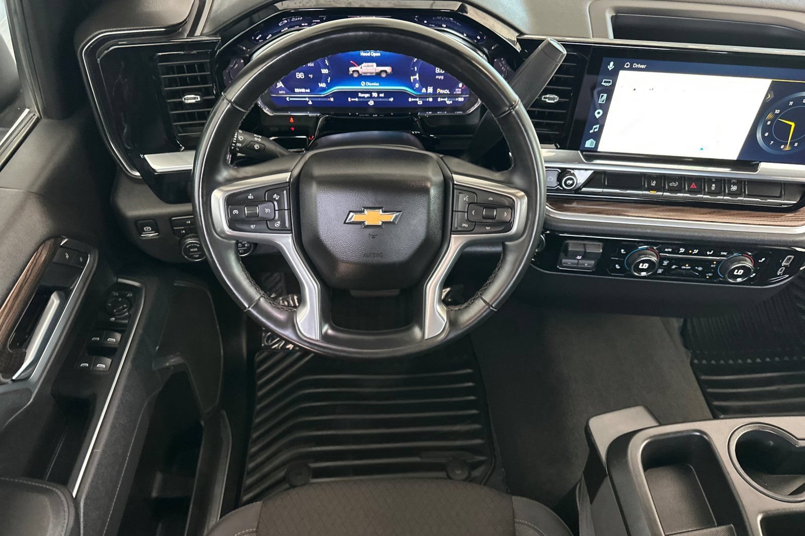 Used 2025 Chevrolet Silverado 2500 LT w/ Convenience Package AWD/4WD image 17