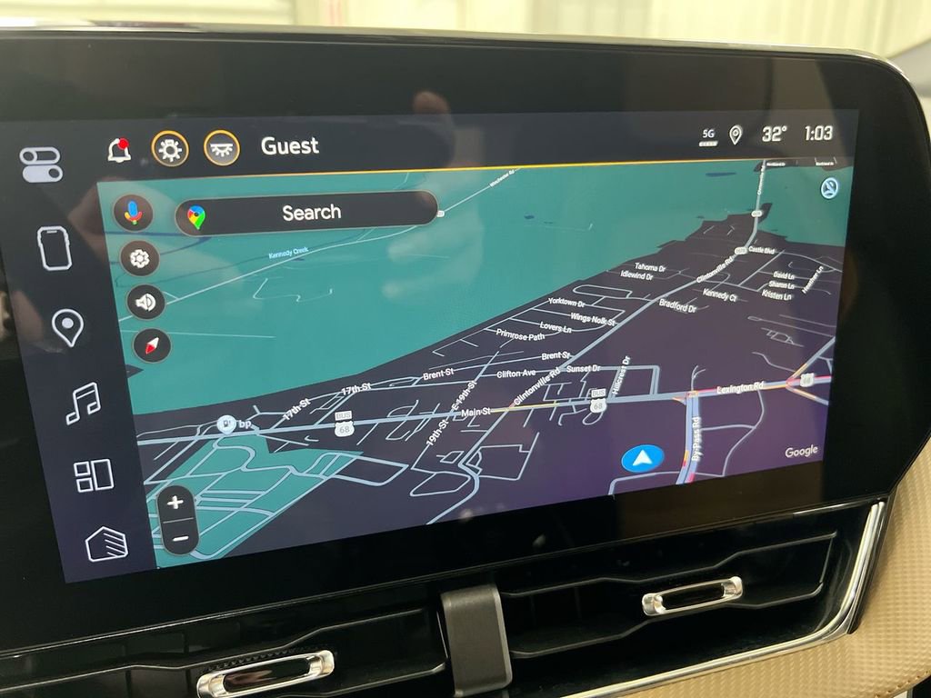 New 2026 Chevrolet Equinox ACTIV w/ LPO, Floor Liner Package image 15