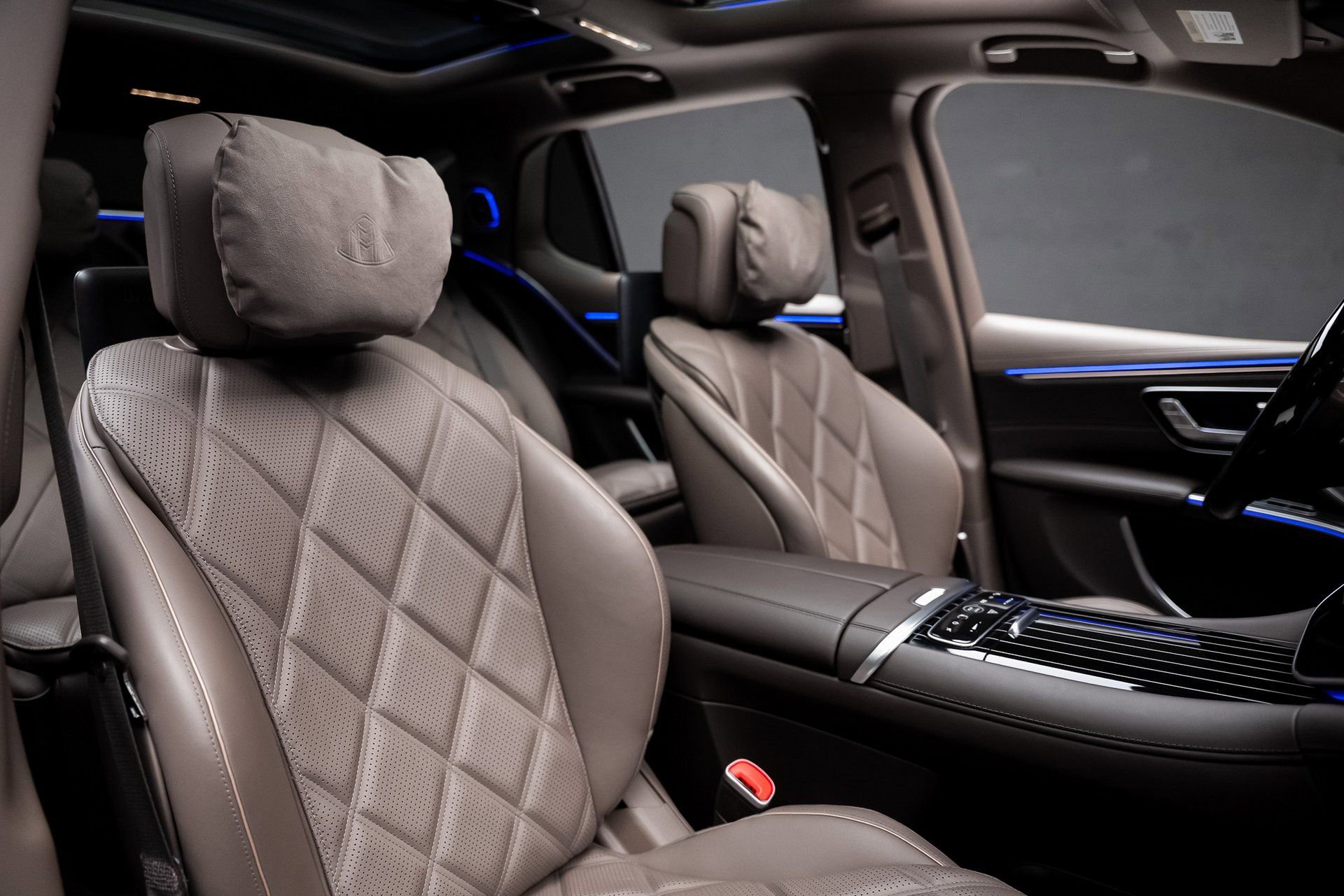 Used 2024 Mercedes-Benz Maybach EQS 680 4MATIC image 62