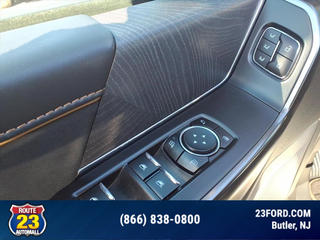Certified 2023 Ford F150 Platinum w/ Equipment Group 701A High image 13